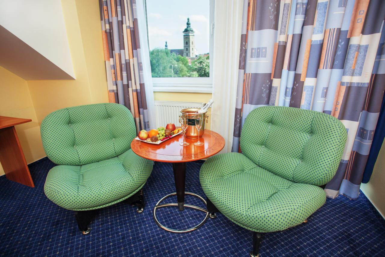 Hotel Savoy Ceske Budejovice Exterior photo